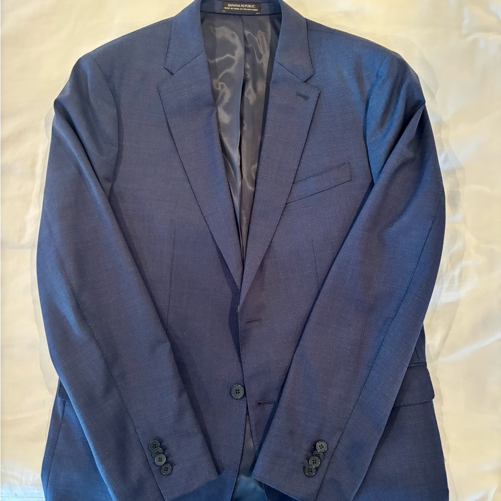 Banana Republic + Reda Flexo Men's Navy Blue Three Piece Suit